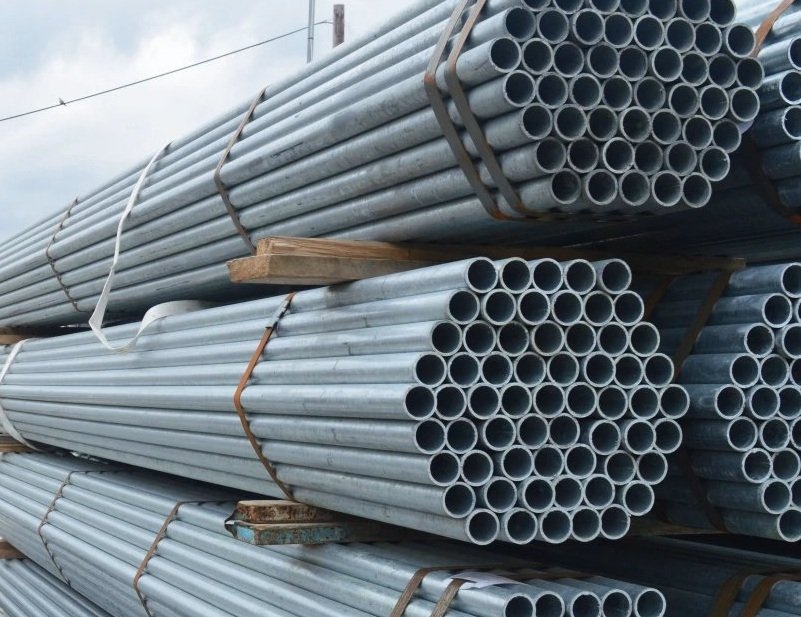Galvanized Steel Tubes and Rigid Couplers Trading for Structural Scaffolding