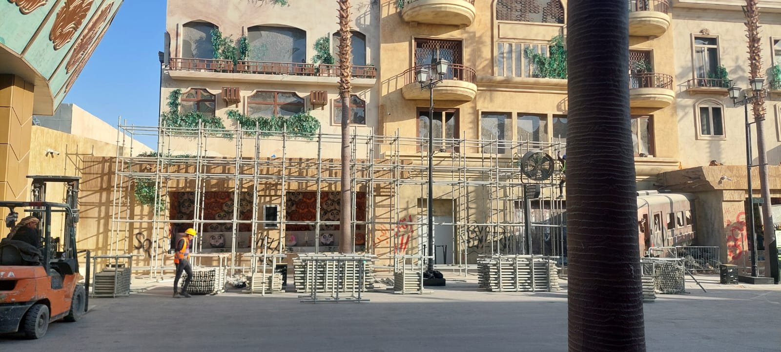 Rigid Modular Frame Scaffolding for Rapid Residential Compound Development